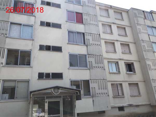 UN APPARTEMENT