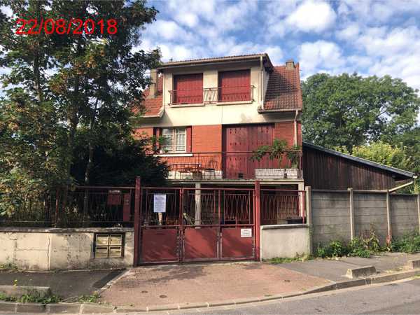 UNE PROPRIETE