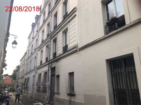 UN APPARTEMENT