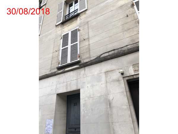 UN APPARTEMENT