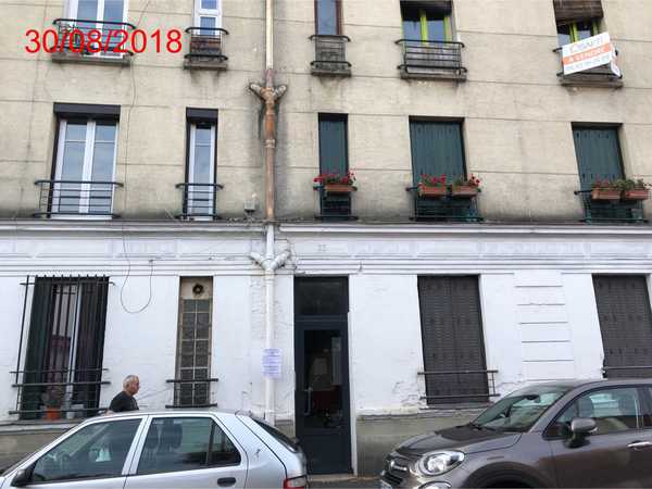 UN APPARTEMENT