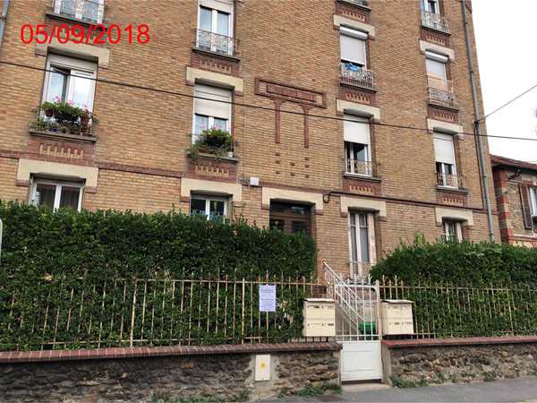 UN APPARTEMENT