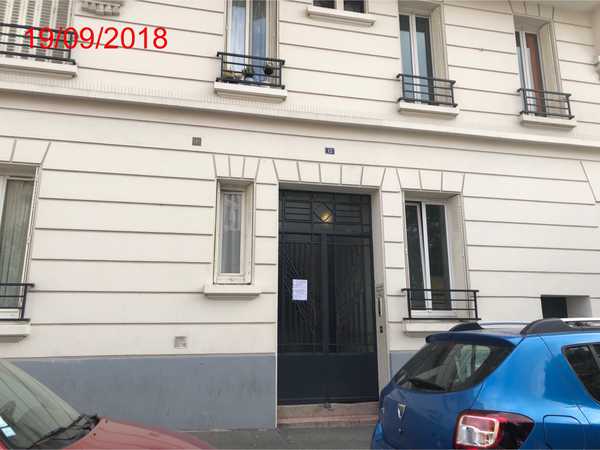 UN APPARTEMENT