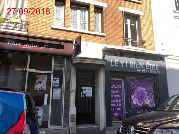 UN APPARTEMENT