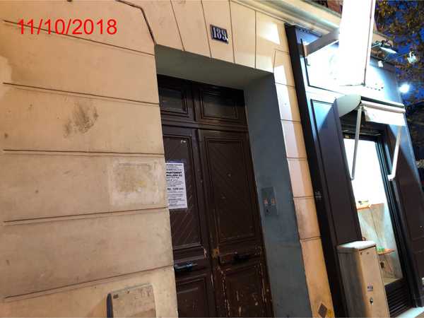 UN APPARTEMENT