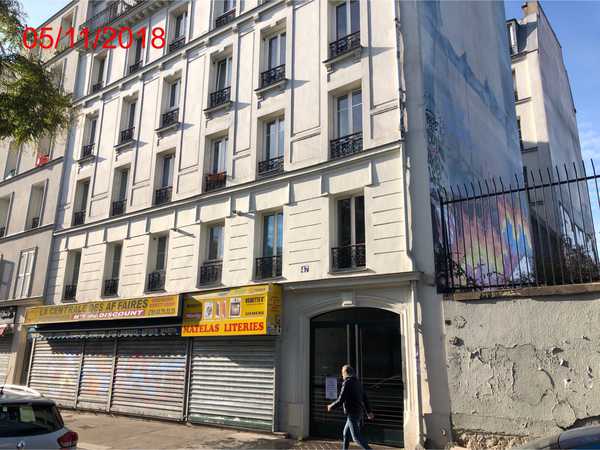 UNE BOUTIQUE