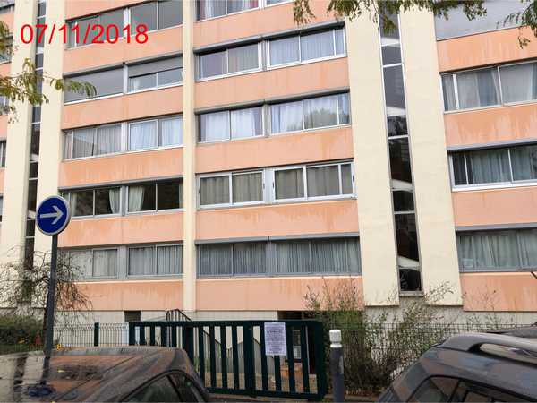 UN APPARTEMENT
