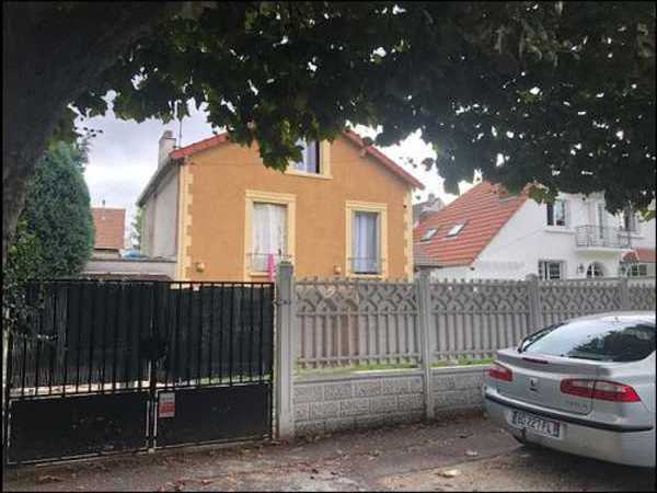 UN PAVILLON