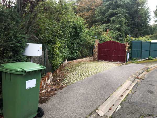 UNE MAISON D'HABITATION
