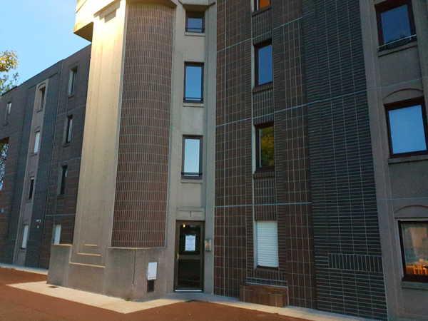 UN APPARTEMENT