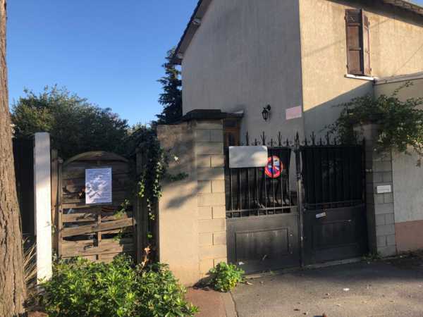 UNE  MAISON D’HABITATION 
