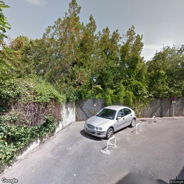 UN APPARTEMENT
