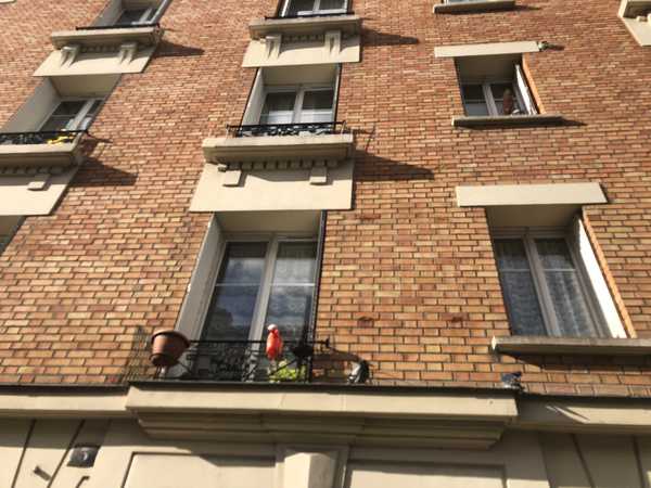 UN APPARTEMENT