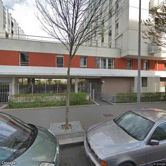 UN APPARTEMENT