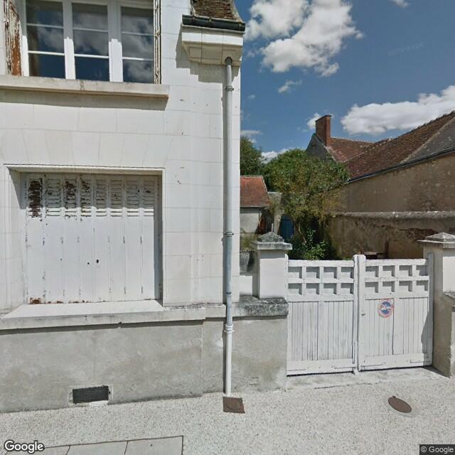 UNE MAISON D'HABITATION