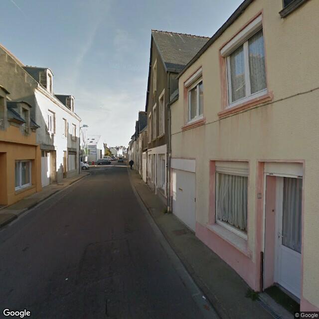 UN APPARTEMENT