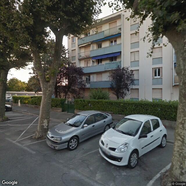 UN APPARTEMENT