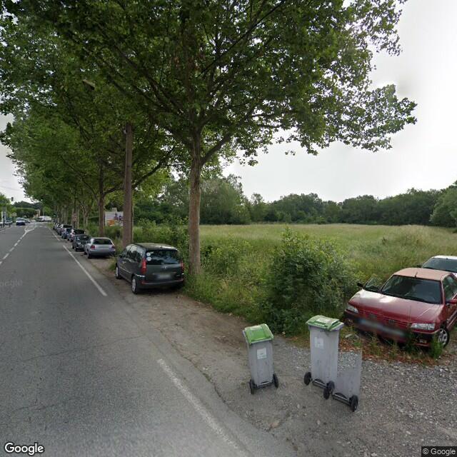 UN APPARTEMENT AVEC PARKING