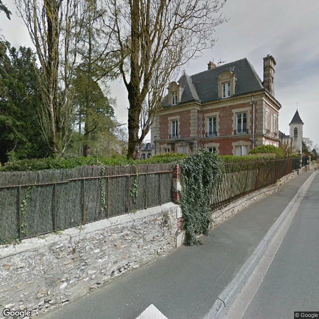 UNE MAISON D'HABITATION