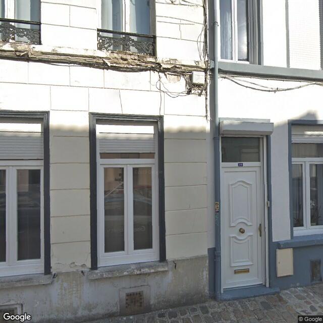 UN APPARTEMENT