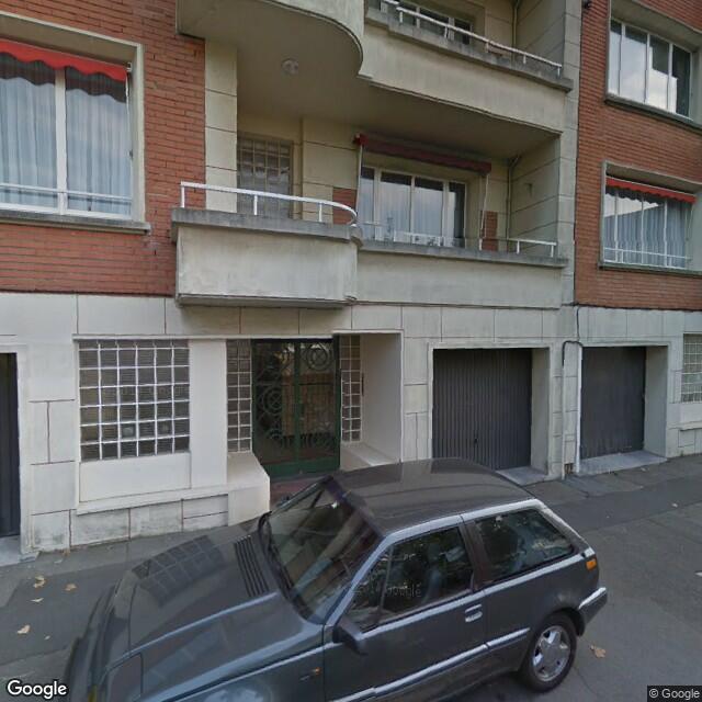 UN APPARTEMENT