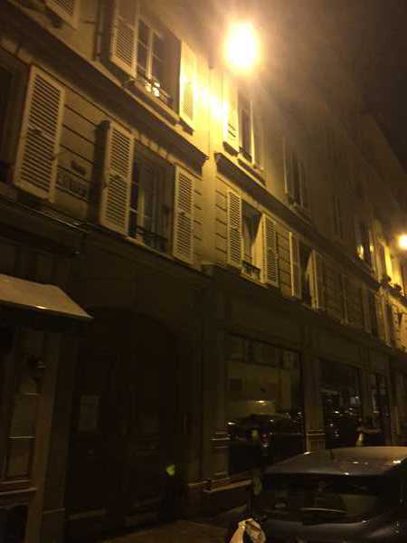 UN APPARTEMENT