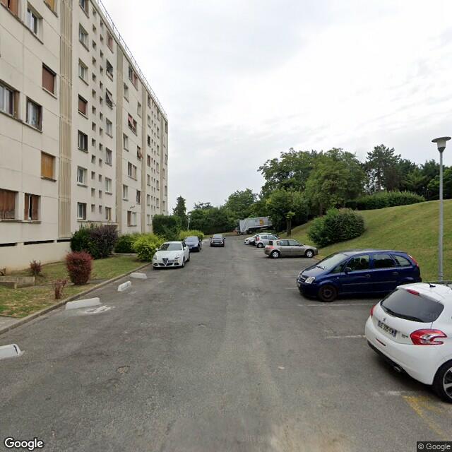 UN APPARTEMENT