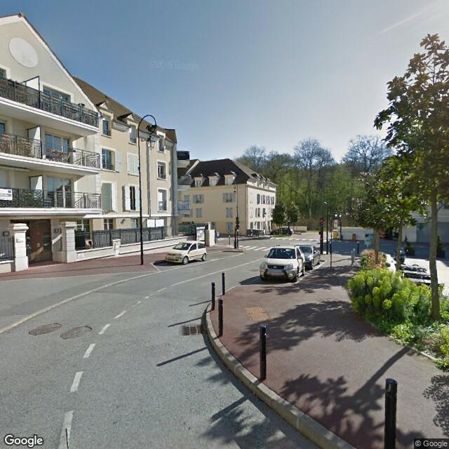 DEUX LOCAUX COMMERCIAUX