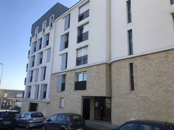 UN APPARTEMENT