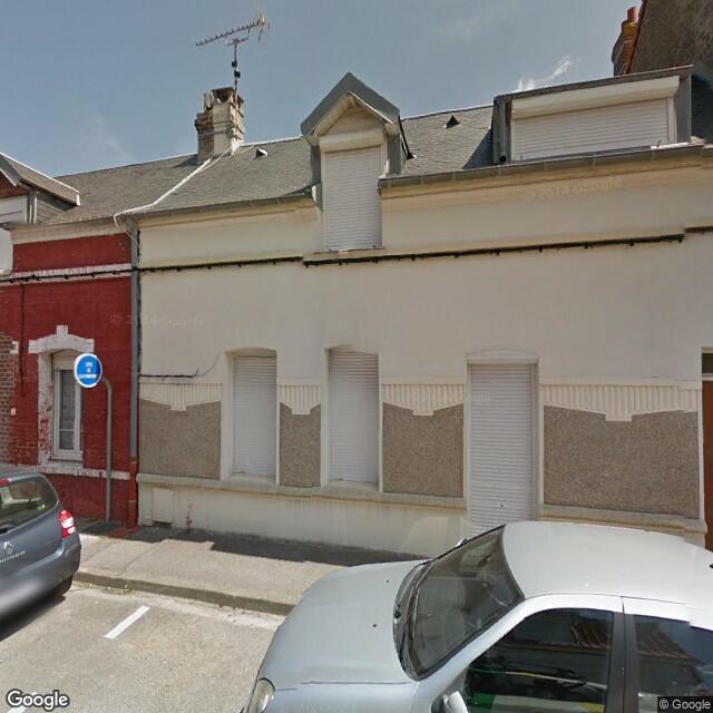 UNE MAISON D'HABITATION