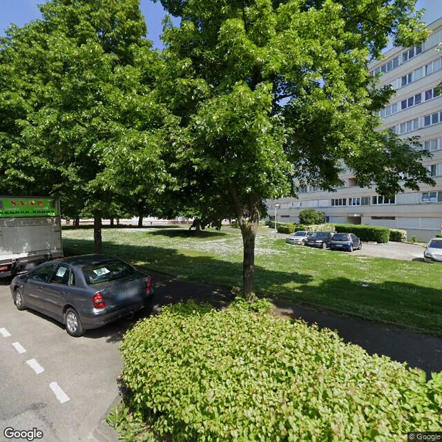 UN APPARTEMENT