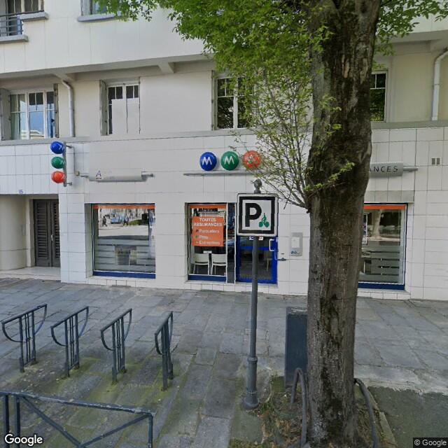 UN APPARTEMENT
