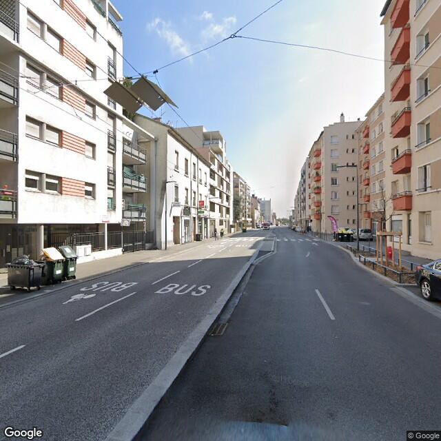 UN APPARTEMENT