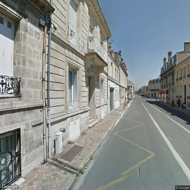 UN APPARTEMENT