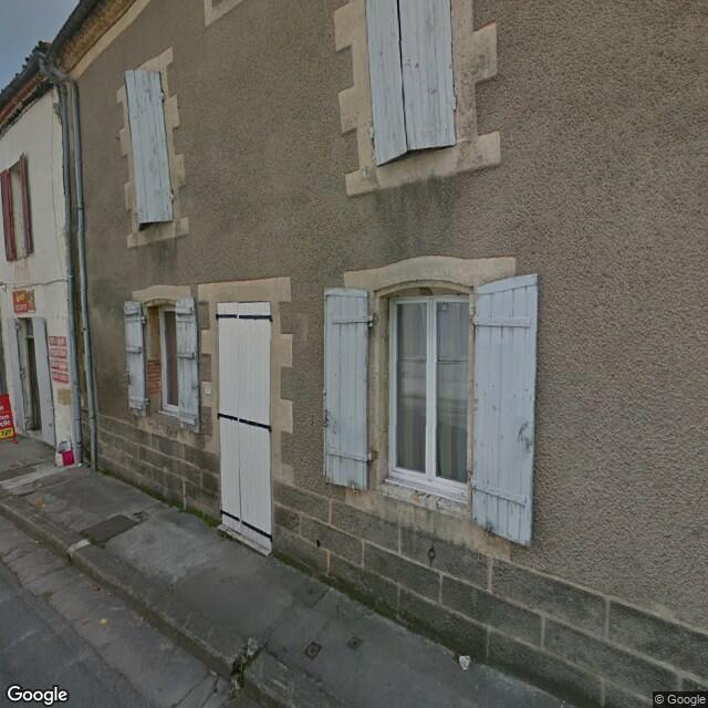 UN APPARTEMENT