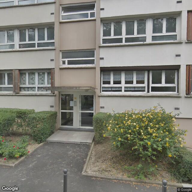UN APPARTEMENT