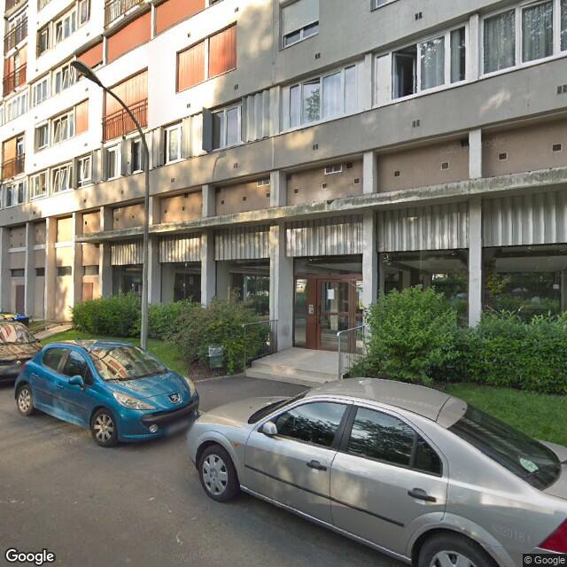 UN APPARTEMENT
