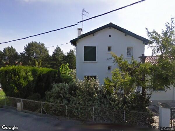 UN APPARTEMENT
