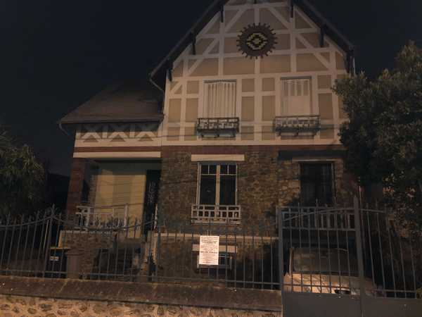 UN PAVILLON