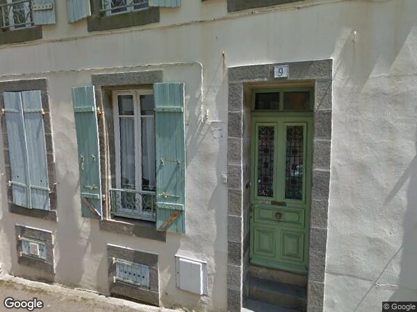 UN APPARTEMENT