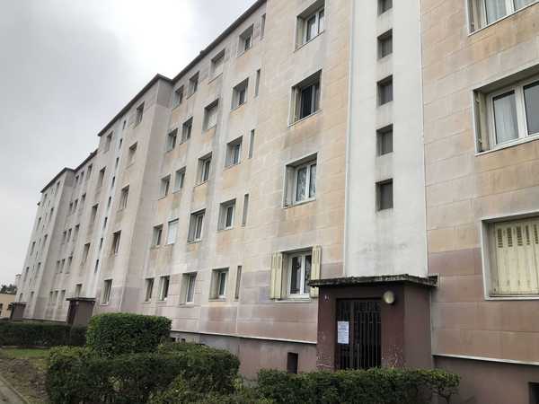 UN APPARTEMENT
