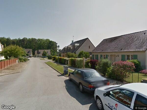 UNE MAISON À USAGE D'HABITATION