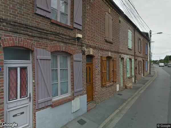UNE MAISON D'HABITATION
