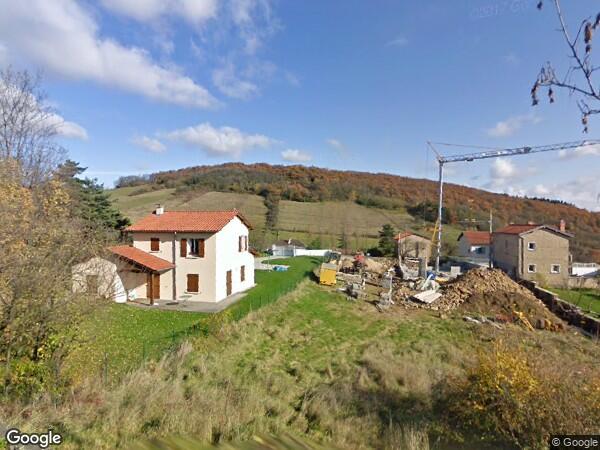 UNE PARCELLE DE TERRAIN