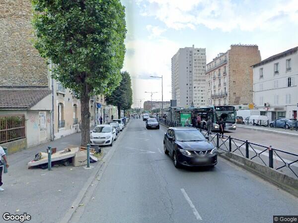 UN APPARTEMENT