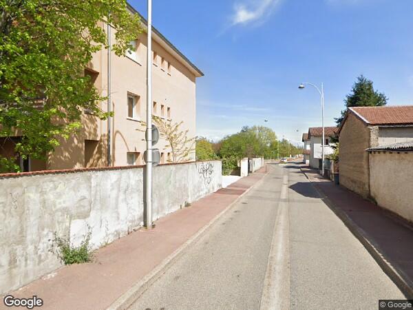 UN ENSEMBLE IMMOBILIER
