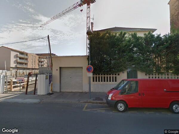 UN ENSEMBLE IMMOBILIER