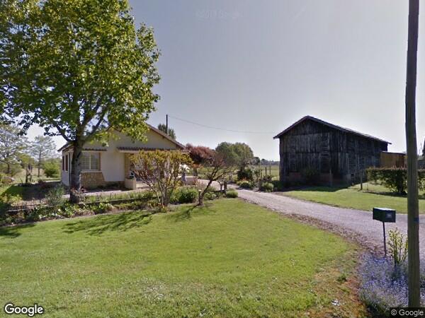 UNE MAISON D'HABITATION