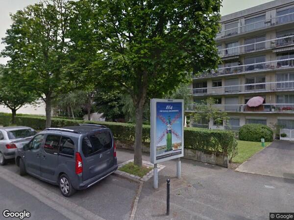 UN LOCAL COMMERCIAL OU PROFESSIONNEL