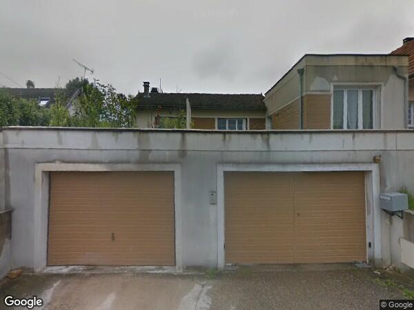 UNE MAISON D'HABITATION